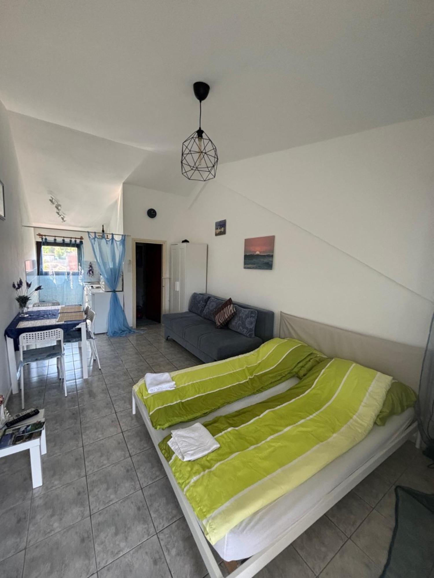 Villa Alexa Чезарица Экстерьер фото